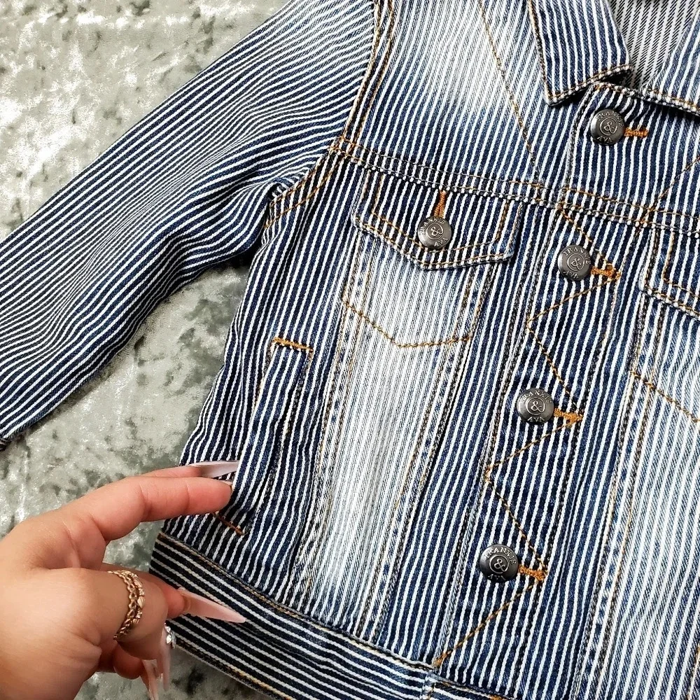Frank & Ava Striped Denim‎ Jacket Size: 4
